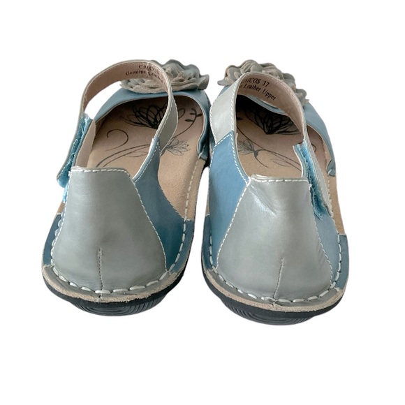 L’Artiste Spring Step Caicos Blue Gray Mary Jane Flats Shoes Size 7 Flower EUC🩵 - Picture 6 of 8